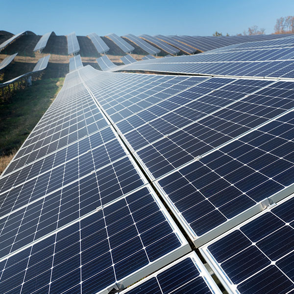 Solar-Power-Pack-&-EV-Charging-Station_INNER_2